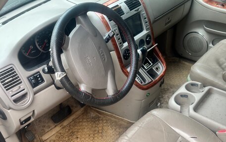 KIA Carnival III, 2004 год, 75 000 рублей, 26 фотография