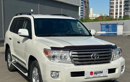 Toyota Land Cruiser 200, 2013 год, 3 870 000 рублей, 3 фотография