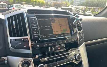 Toyota Land Cruiser 200, 2013 год, 3 870 000 рублей, 13 фотография