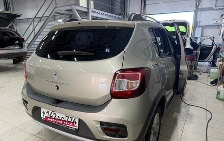 Renault Sandero II рестайлинг, 2021 год, 1 395 000 рублей, 3 фотография