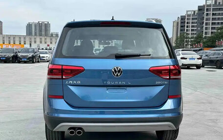Volkswagen Touran III, 2023 год, 1 440 888 рублей, 7 фотография