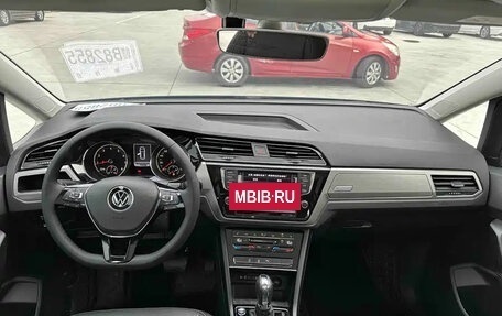 Volkswagen Touran III, 2023 год, 1 440 888 рублей, 13 фотография