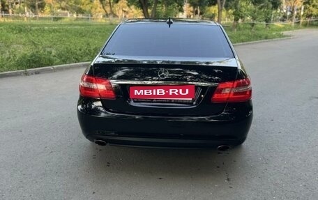 Mercedes-Benz E-Класс, 2010 год, 1 100 000 рублей, 4 фотография
