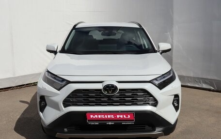 Toyota RAV4, 2022 год, 4 200 000 рублей, 2 фотография