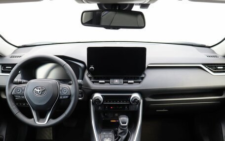 Toyota RAV4, 2022 год, 4 200 000 рублей, 14 фотография