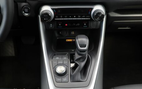 Toyota RAV4, 2022 год, 4 200 000 рублей, 19 фотография