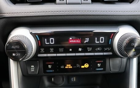 Toyota RAV4, 2022 год, 4 200 000 рублей, 20 фотография