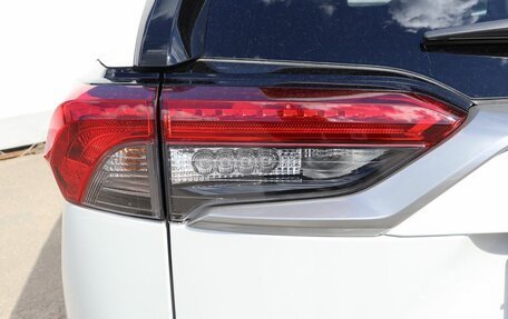 Toyota RAV4, 2022 год, 4 200 000 рублей, 26 фотография