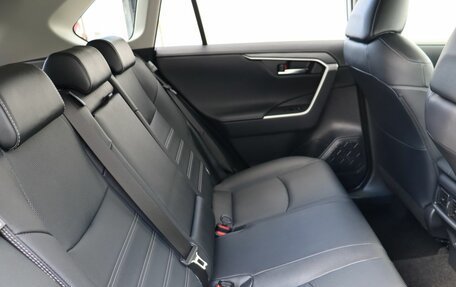 Toyota RAV4, 2022 год, 4 200 000 рублей, 23 фотография