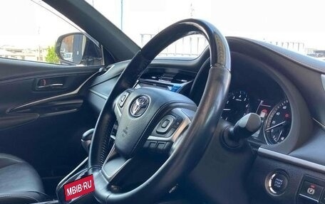 Toyota Harrier, 2020 год, 1 800 000 рублей, 7 фотография