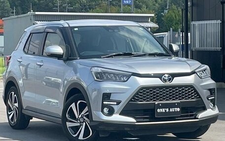 Toyota Raize I, 2022 год, 1 100 000 рублей, 3 фотография