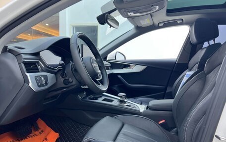 Audi A4, 2022 год, 2 110 000 рублей, 5 фотография