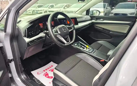 Volkswagen Golf VIII, 2023 год, 1 475 000 рублей, 6 фотография