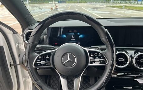Mercedes-Benz A-Класс, 2022 год, 1 700 000 рублей, 12 фотография
