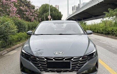 Hyundai Elantra, 2022 год, 1 400 000 рублей, 2 фотография
