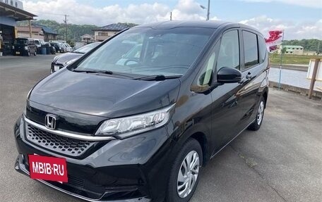 Honda Freed II, 2022 год, 1 300 000 рублей, 8 фотография