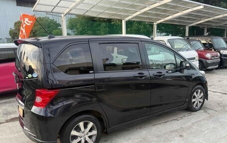 Honda Freed I, 2014 год, 800 000 рублей, 11 фотография