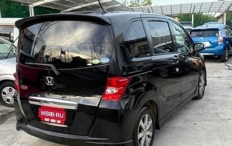 Honda Freed I, 2014 год, 800 000 рублей, 9 фотография