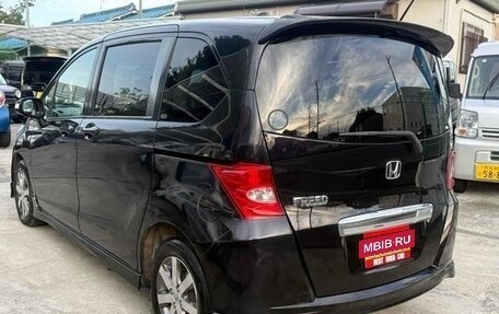 Honda Freed I, 2014 год, 800 000 рублей, 7 фотография