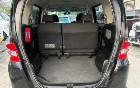Honda Freed I, 2014 год, 800 000 рублей, 25 фотография