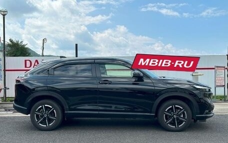 Honda Vezel, 2022 год, 1 800 000 рублей, 7 фотография