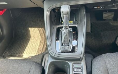 Honda Vezel, 2022 год, 1 800 000 рублей, 15 фотография