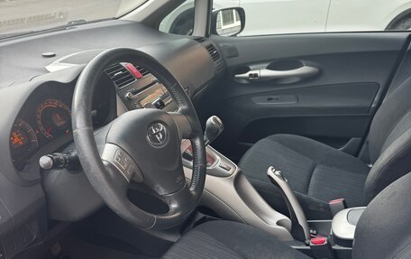 Toyota Auris II, 2008 год, 595 000 рублей, 10 фотография