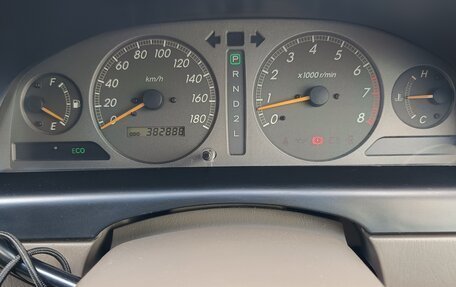 Toyota Gaia, 2001 год, 500 000 рублей, 30 фотография