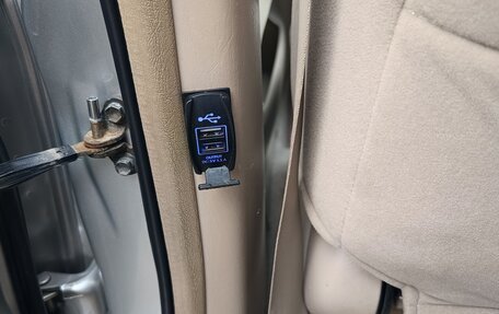 Toyota Gaia, 2001 год, 500 000 рублей, 26 фотография