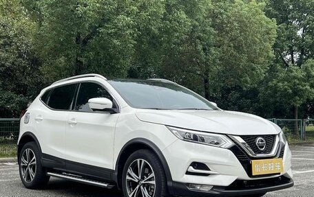 Nissan Qashqai, 2022 год, 1 700 000 рублей, 3 фотография