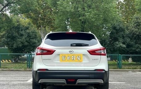 Nissan Qashqai, 2022 год, 1 700 000 рублей, 5 фотография