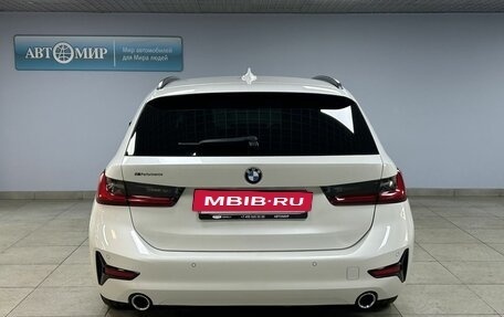 BMW 3 серия, 2019 год, 3 050 000 рублей, 6 фотография
