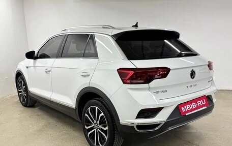 Volkswagen T-Roc I, 2022 год, 1 790 000 рублей, 6 фотография