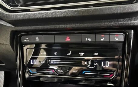 Volkswagen T-Roc I, 2022 год, 1 790 000 рублей, 13 фотография