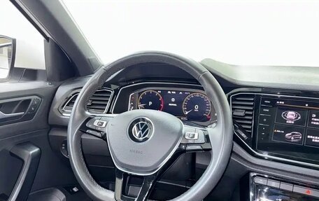 Volkswagen T-Roc I, 2022 год, 1 790 000 рублей, 22 фотография