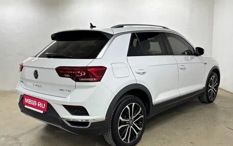 Volkswagen T-Roc I, 2022 год, 1 790 000 рублей, 5 фотография