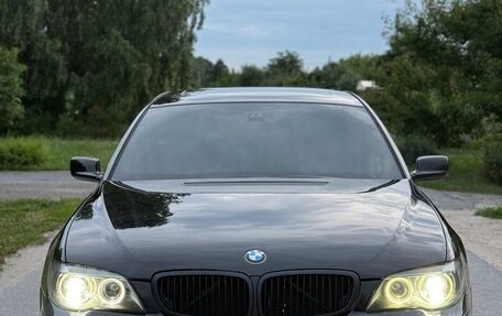 BMW 7 серия, 2007 год, 1 070 000 рублей, 15 фотография
