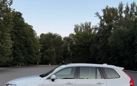 Volvo XC90 II рестайлинг, 2022 год, 6 150 000 рублей, 5 фотография