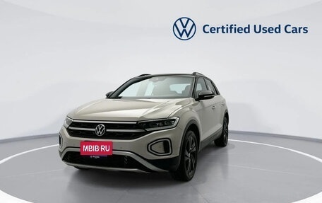 Volkswagen T-Roc I, 2026 год, 3 900 000 рублей, 2 фотография