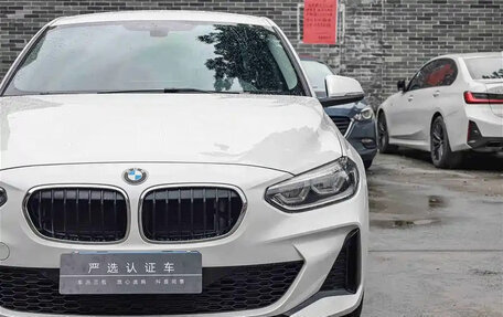 BMW 1 серия, 2022 год, 1 550 000 рублей, 17 фотография