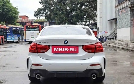 BMW 1 серия, 2022 год, 1 550 000 рублей, 8 фотография