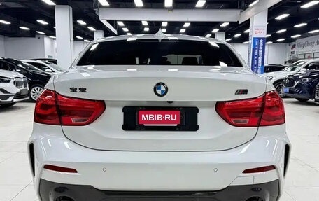 BMW 1 серия, 2022 год, 1 500 000 рублей, 5 фотография