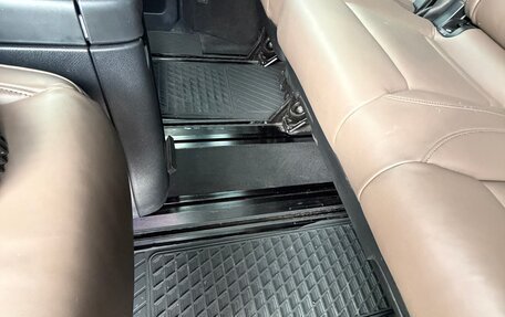 Mercedes-Benz V-Класс, 2019 год, 5 000 000 рублей, 8 фотография