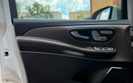 Mercedes-Benz V-Класс, 2019 год, 5 000 000 рублей, 14 фотография