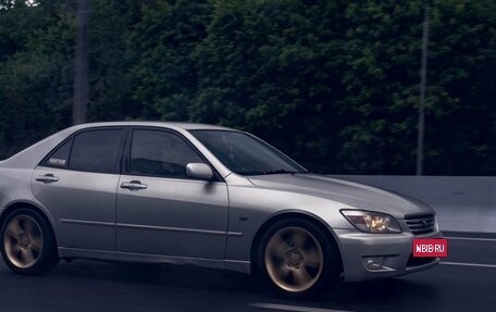 Toyota Altezza, 2000 год, 750 000 рублей, 7 фотография