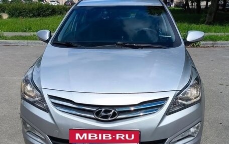 Hyundai Solaris II рестайлинг, 2016 год, 850 000 рублей, 4 фотография