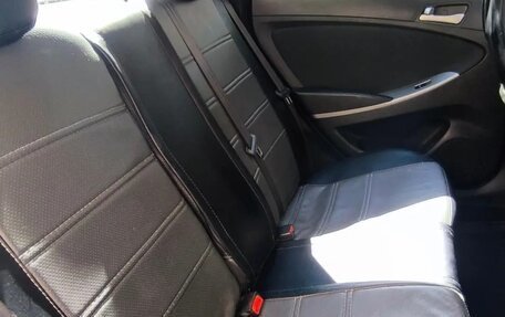 Hyundai Solaris II рестайлинг, 2016 год, 850 000 рублей, 23 фотография