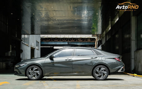 Hyundai Elantra, 2023 год, 1 700 000 рублей, 2 фотография