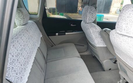 Toyota Opa I рестайлинг, 2004 год, 595 000 рублей, 8 фотография