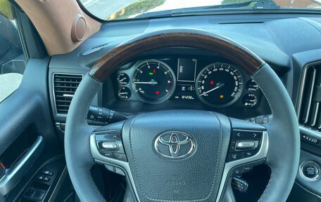 Toyota Land Cruiser 200, 2016 год, 5 600 000 рублей, 8 фотография